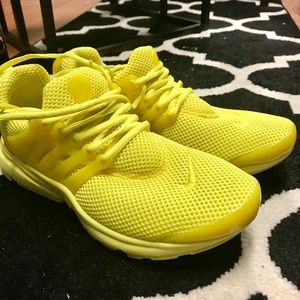 2018 Air Presto 5/ women’s 8.5/men’s 7